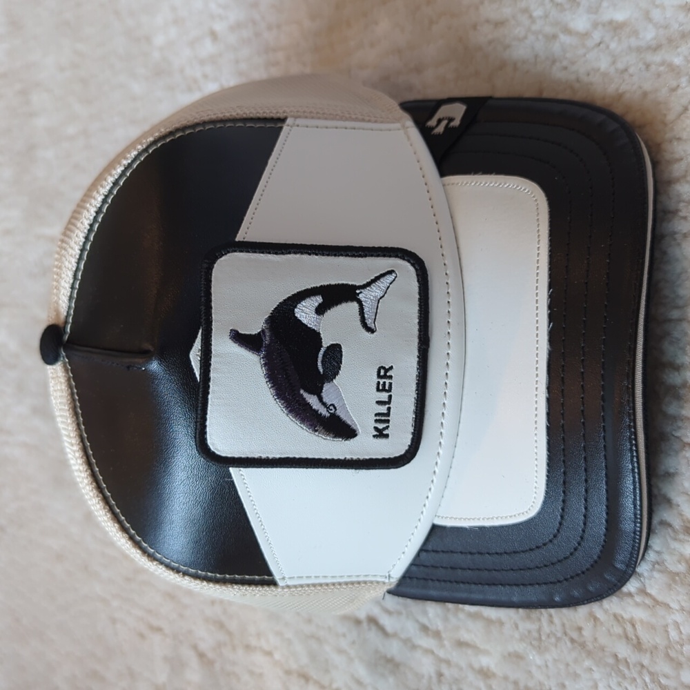 Goorin Bros Killer Whale Animal Farm Snapback Trucker Hat